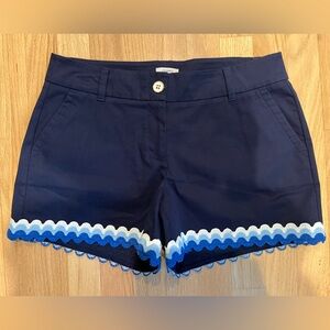 Crown and Ivy Shelby shorts